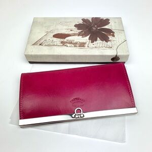 L’Artigiano Sorrentino continental style wallet with clasp, NWT in box.